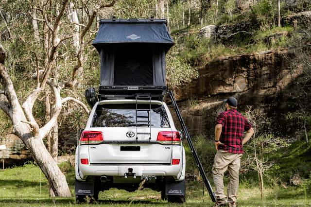 OZtrail Overlander Canning 1300 Rooftop Tent