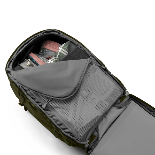 Yeti Crossroads 35L Backpack - Olive