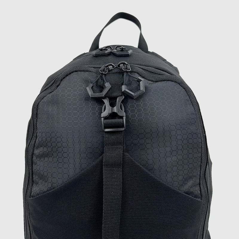 BlackWolf Arrow II Backpack (20L) - Jet Black