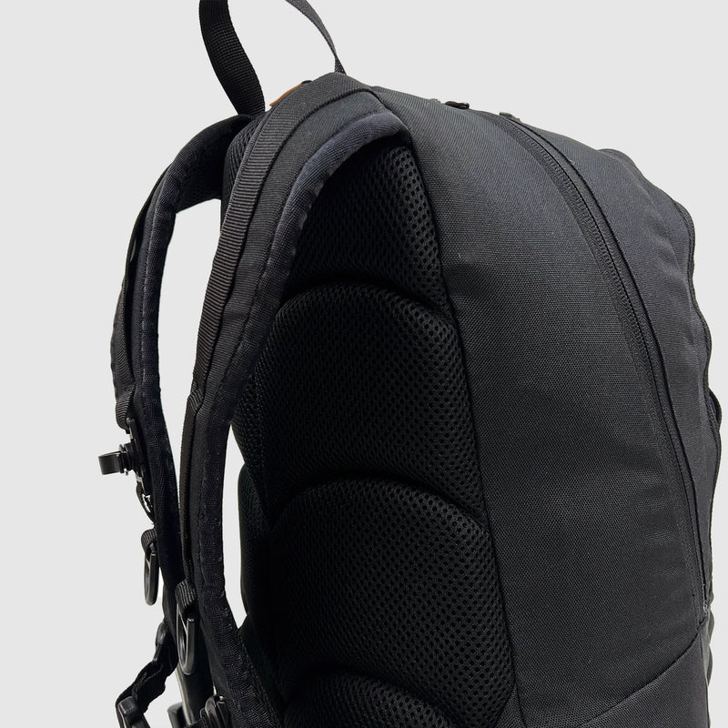 BlackWolf Arrow II Backpack (20L) - Jet Black