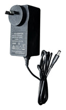 Wildtrak Power Tank Buddy 30AH Portable Lithium Power Station Battery with BONUS Charge N Go Power Tank