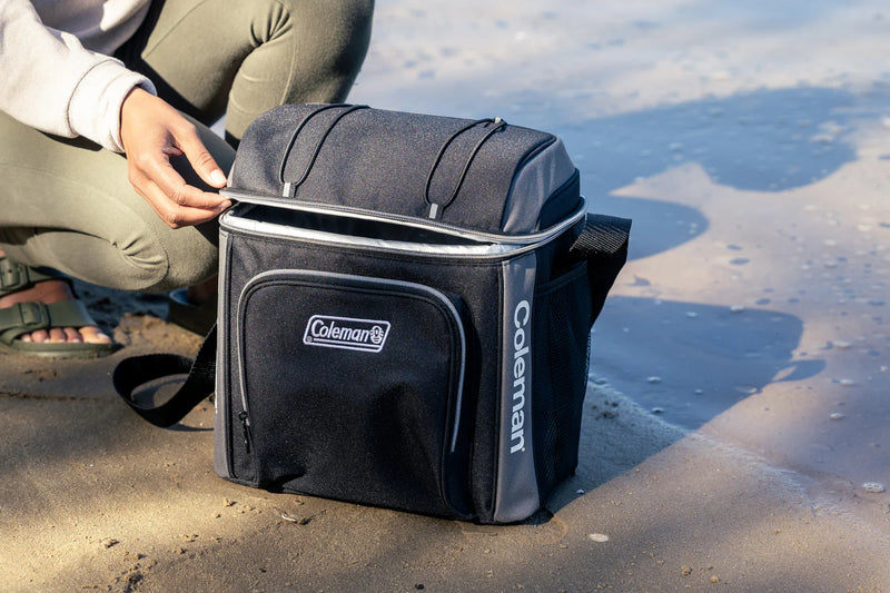 Coleman Templock Insulation Zipped Pocket Soft Cooler Bag with Carry Strap (30 Can)