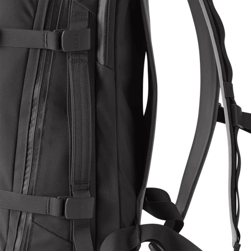 Yeti Crossroads 27L Backpack (Variety of Colours Available)