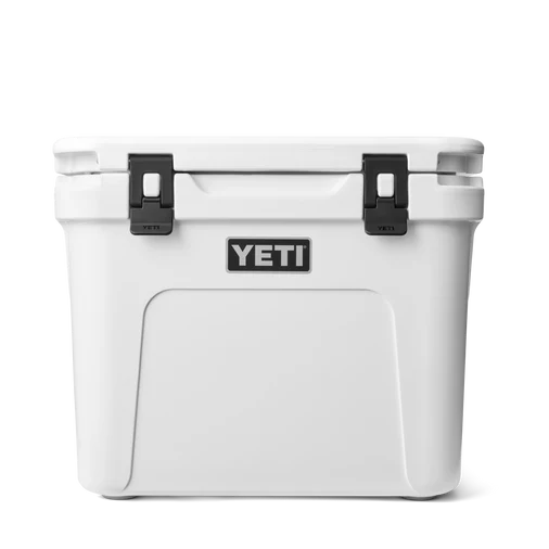 Yeti Roadie 32 Wheeled Hard Cooler - White