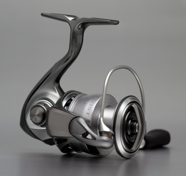 Daiwa Exist 22 Reel LT2000S-P